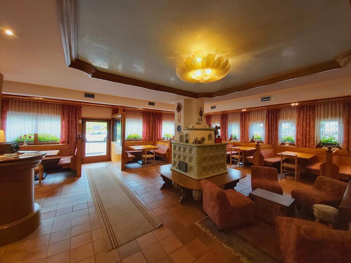 Albergo Scoiattolo Falcade Εξωτερικό φωτογραφία